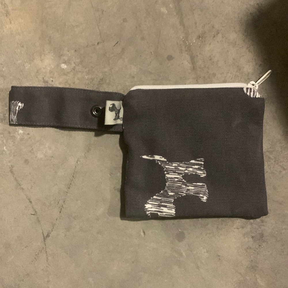 Molly Mutt Dog-Waste Bag Holder
